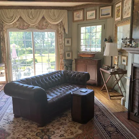 Kingsbrae Inn-3